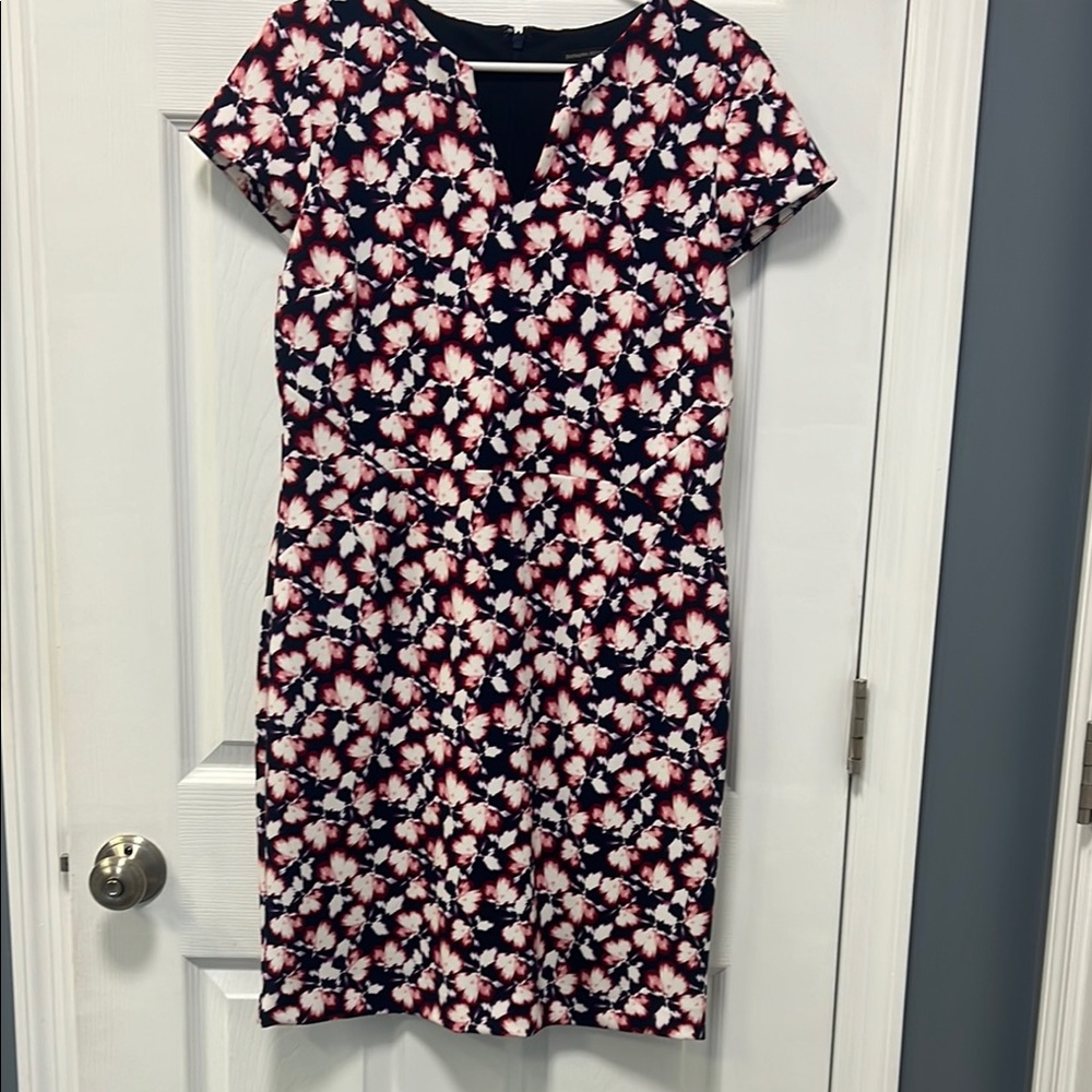 Banana Republic Multicolored Mini Sheath Dress with Flutter Sleeves and V-neck